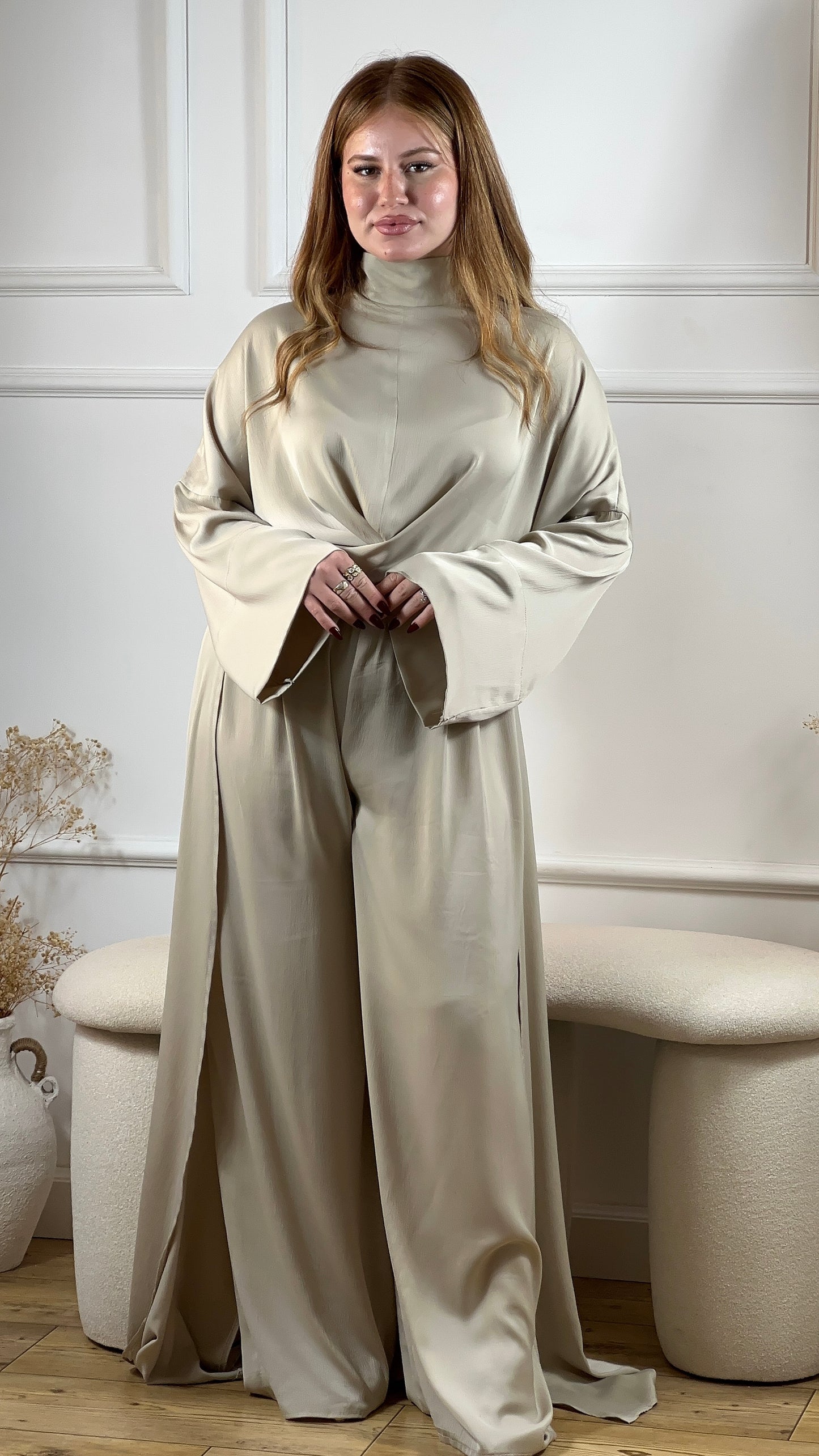 (Loose-fit satin set) ‏ ‏ ‏ طقم الروسي
